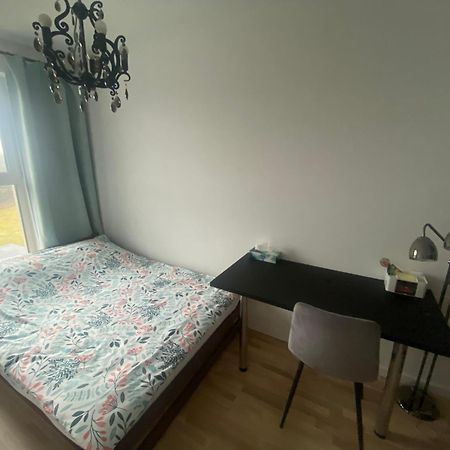 Akademicka 8B Przy Onkologii Apartment บิดกอชซ์ ภายนอก รูปภาพ