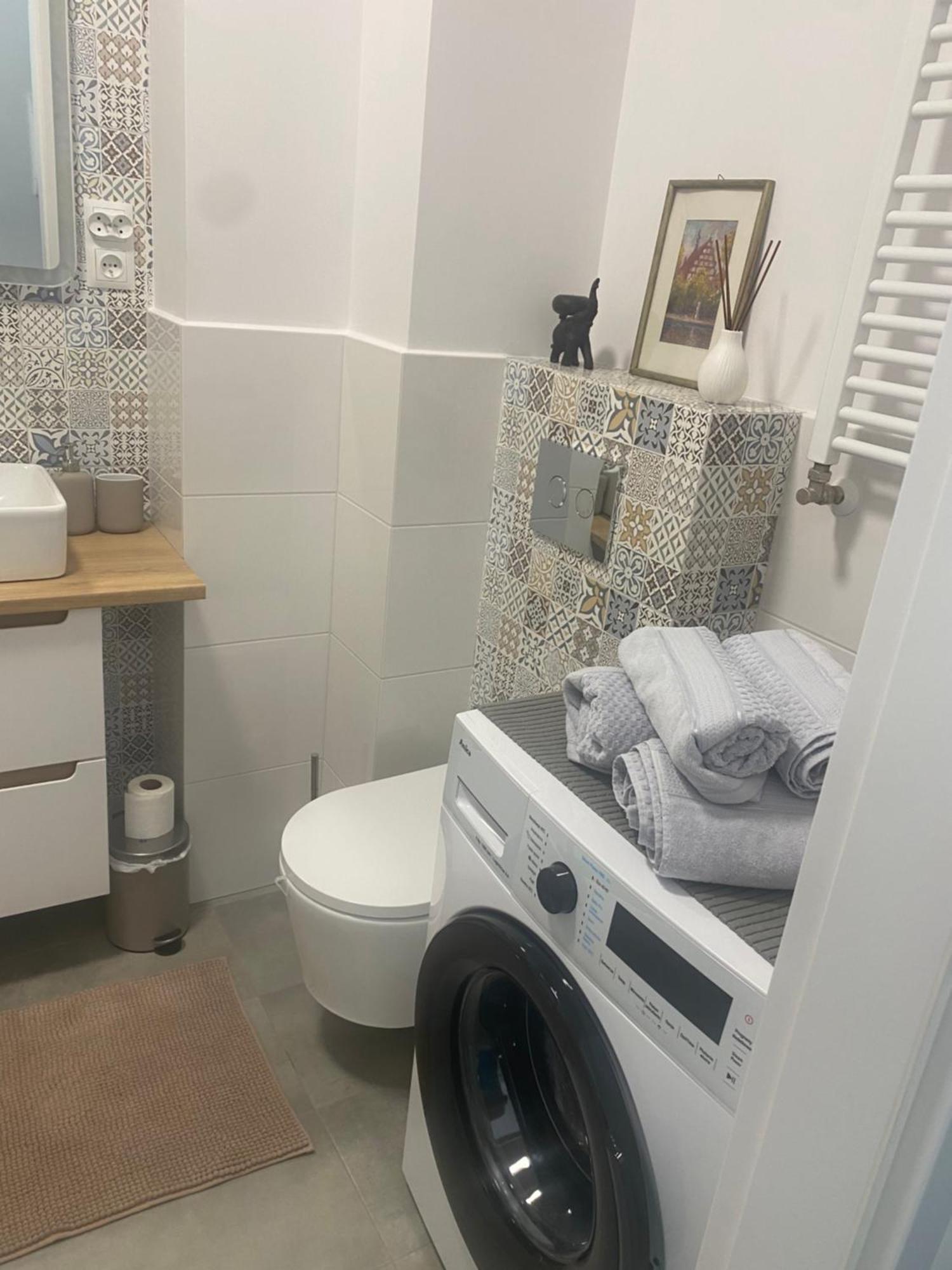 Akademicka 8B Przy Onkologii Apartment บิดกอชซ์ ภายนอก รูปภาพ
