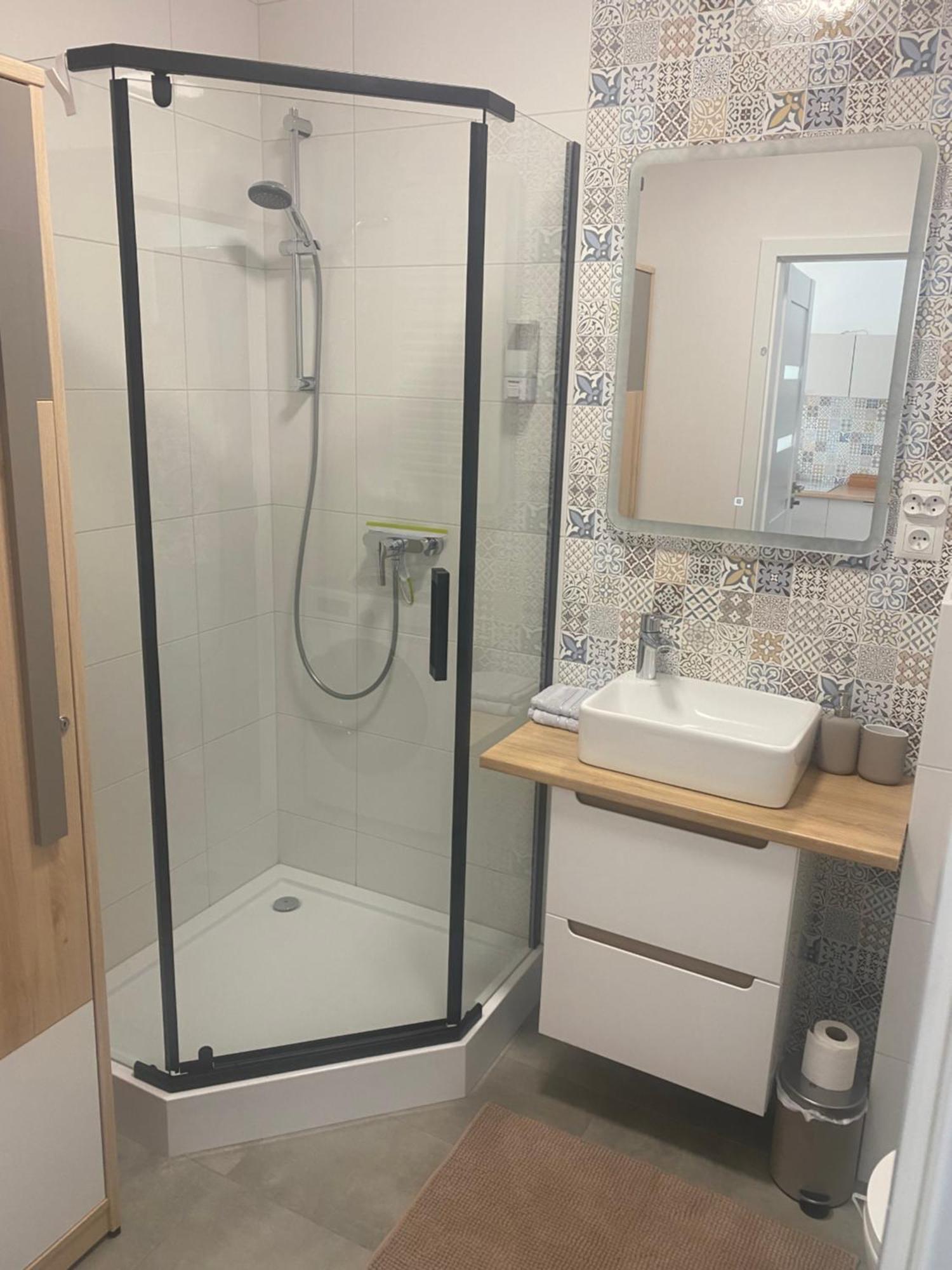 Akademicka 8B Przy Onkologii Apartment บิดกอชซ์ ภายนอก รูปภาพ